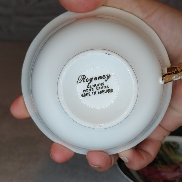 Regency Bone China Love Story Tea Cup and Saucer Green Border Love Story England - Picture 5 of 5